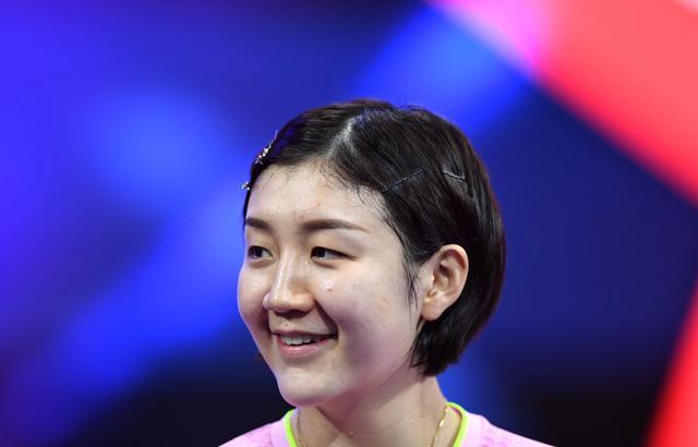 Doinb在日本队比赛中问鼎冠军,绝杀引发热议!(doinb为什么不打比赛)九游体育APP